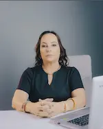 Dra. Alessandra Teixeira